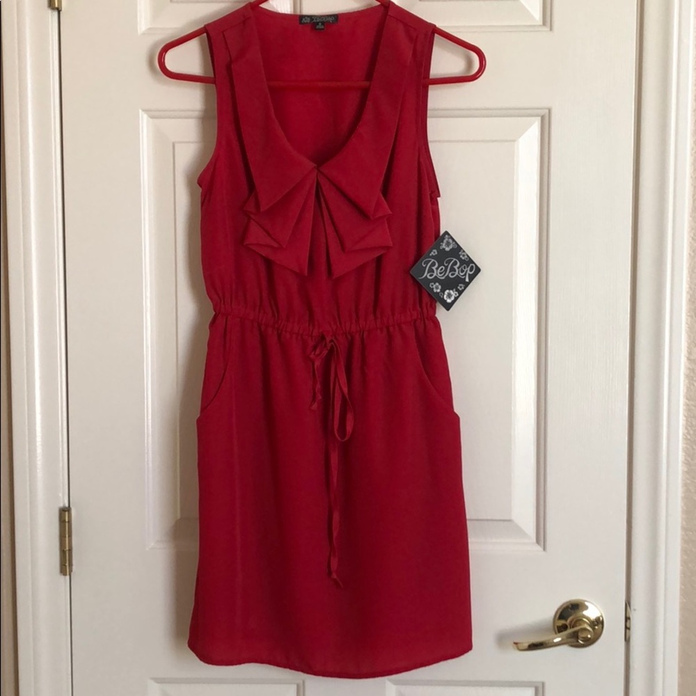 NWT BeBop short summer dress w/pockets! Size S.